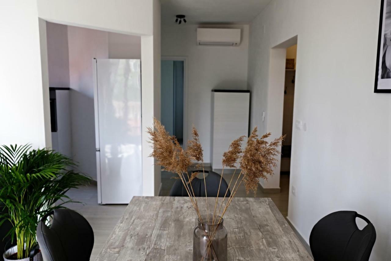 Apartment Luna Umago Esterno foto