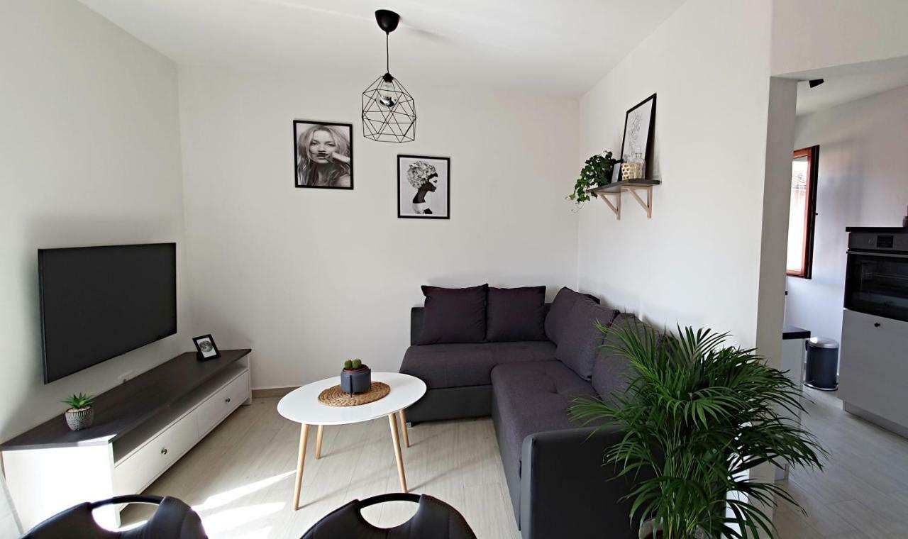Apartment Luna Umago Esterno foto